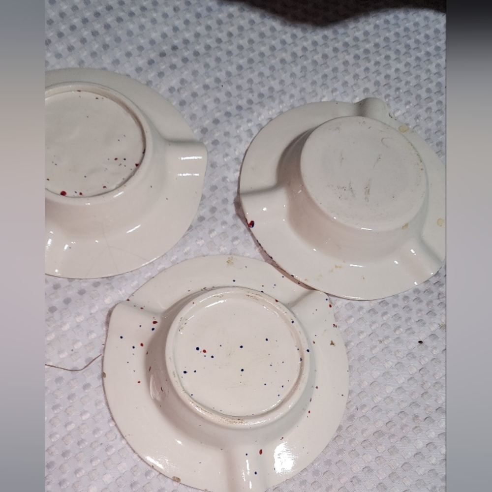 CERAMIC NWOT SPECKLED ROUND HOMEMADE ASHTRAYS. SET OF 3 - Picture 6 of 6
